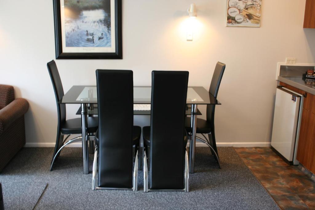 Awatea Park Motel Palmerston North Room photo