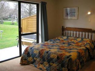 Awatea Park Motel Palmerston North Exterior photo